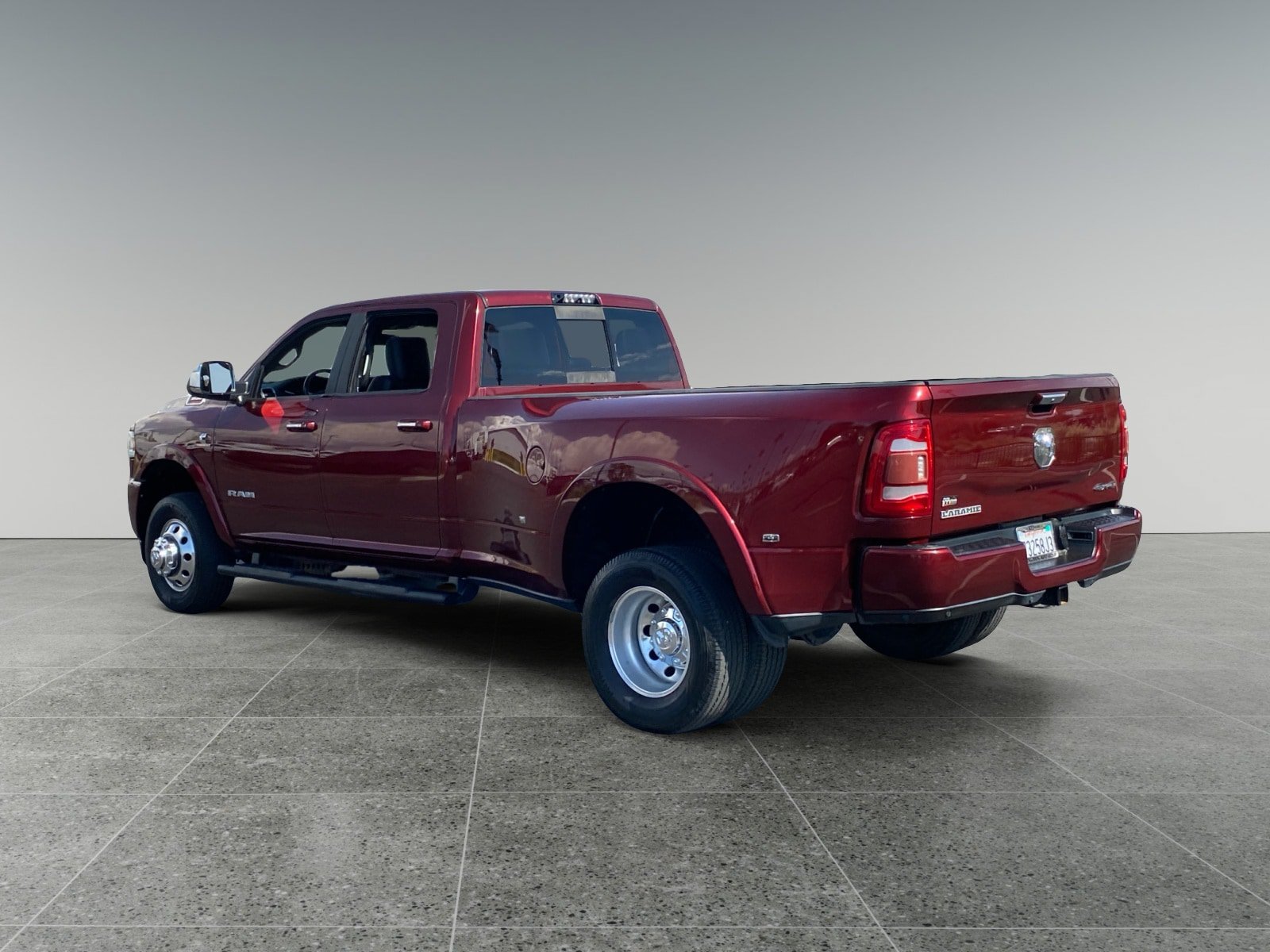 Used 2019 RAM 3500 Laramie AWD/4WD image 3