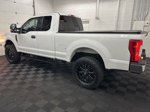 Used 2017 Ford F250 XLT w/ Snow Plow Prep Package image 6