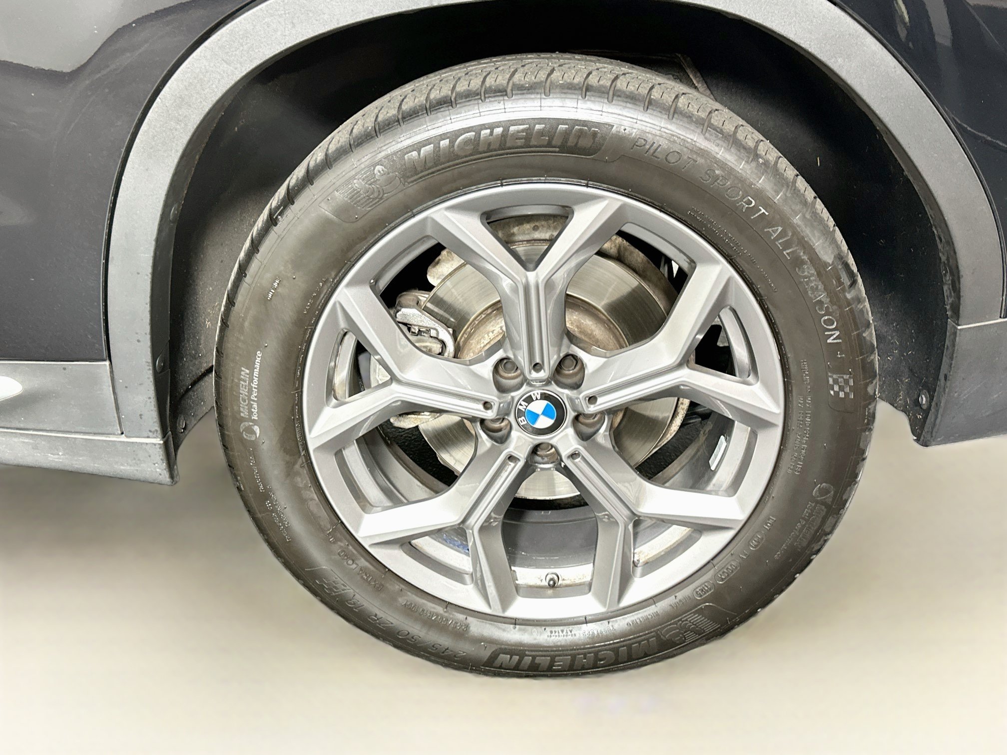 Used 2023 BMW X3 xDrive30i w/ Convenience Package AWD/4WD image 11