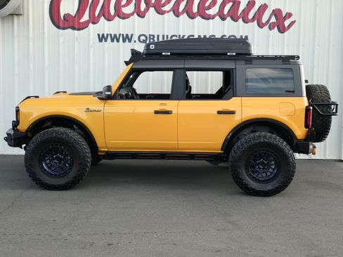 Used 2022 Ford Bronco Wildtrak image 12