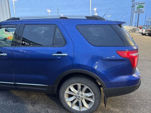 Used 2013 Ford Explorer XLT image 4