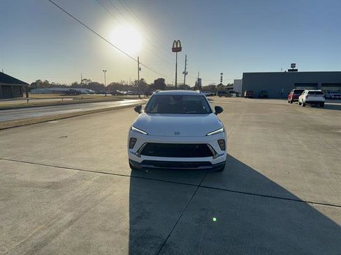 Used 2025 Buick Envision Sport Touring image 3