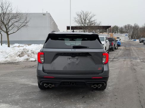 Certified 2024 Ford Explorer ST w/ Equipment Group 401A image 4
