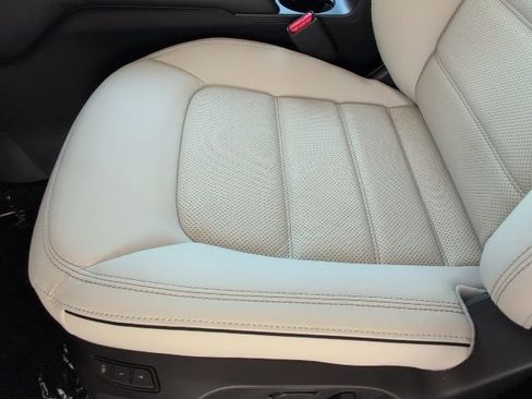 Used 2025 MAZDA CX-5 AWD 2.5 S w/ Preferred Package image 19