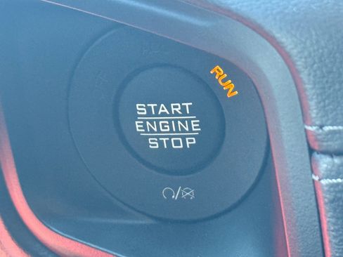 Used 2025 Jeep Wrangler Unlimited Rubicon image 21