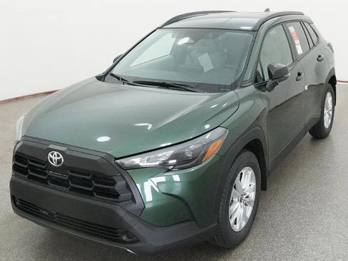 New 2026 Toyota Corolla Cross LE FWD image 3