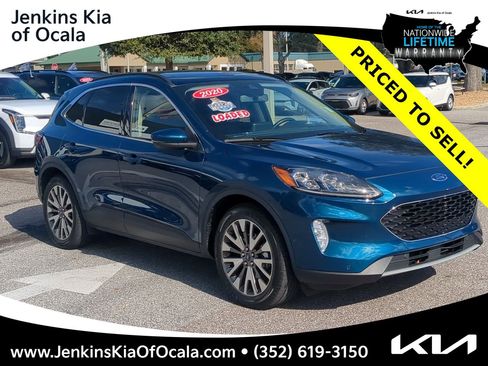 Used 2020 Ford Escape Titanium image 1