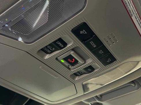 Certified 2021 Toyota RAV4 Limited image 27