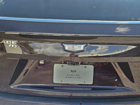 New 2025 Cadillac Escalade IQ Luxury 2 image 13