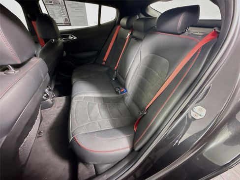 Used 2023 Kia Stinger GT2 w/ Option Group 015 image 18