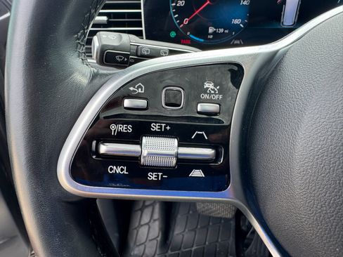 Used 2023 Mercedes-Benz GLS 450 4MATIC image 14