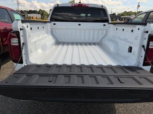 New 2024 GMC Canyon Elevation w/ Convenience Package image 6