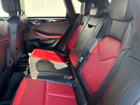 Used 2018 Porsche Macan S AWD/4WD image 14
