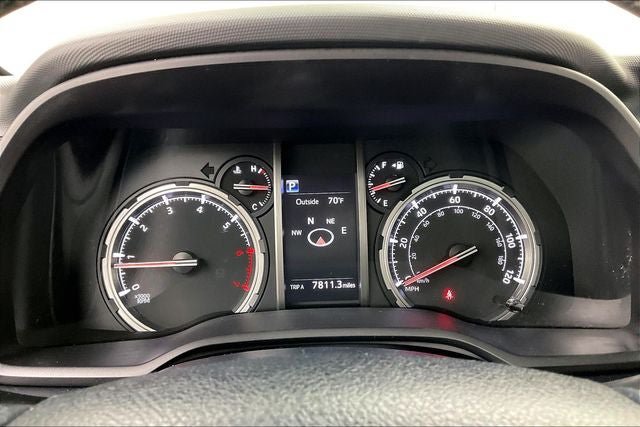 Used 2021 Toyota 4Runner Limited AWD/4WD image 25