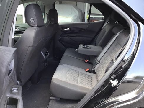 Used 2024 Chevrolet Equinox LT FWD image 5