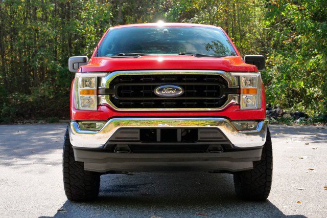Used 2021 Ford F150 XLT w/ Trailer Tow Package AWD/4WD image 5
