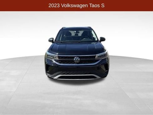 Used 2023 Volkswagen Taos S FWD image 2