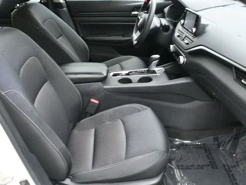 Used 2021 Nissan Altima 2.5 S image 9