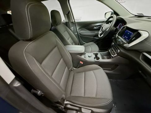 Used 2024 GMC Terrain SLE FWD image 27