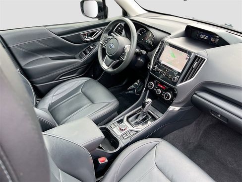 Used 2023 Subaru Forester Touring image 25