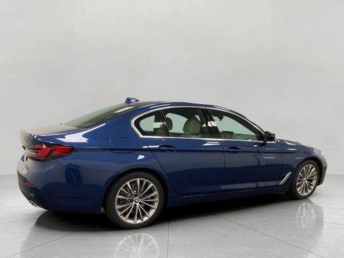 Certified 2023 BMW 530i xDrive w/ Premium Package AWD/4WD image 2