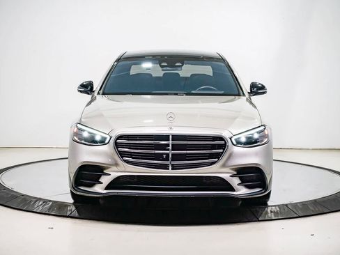 Certified 2022 Mercedes-Benz S 500 4MATIC image 6
