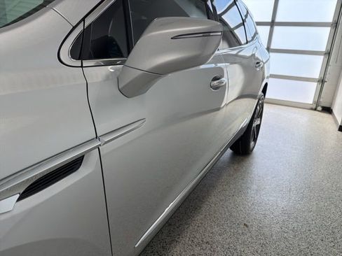 Used 2020 Buick Enclave Essence w/ Sport Touring Edition image 36