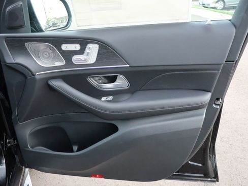 New 2026 Mercedes-Benz GLS 450 4MATIC image 11