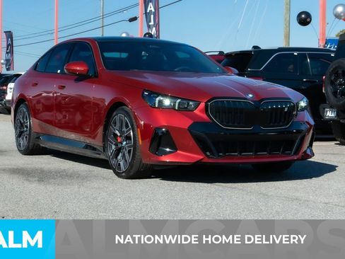 Used 2024 BMW i5 eDrive40i w/ M Sport Package image 5