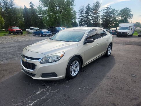 Used 2015 Chevrolet Malibu LS FWD image 1