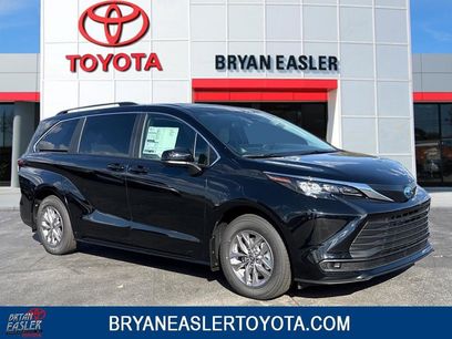 New 2025 Toyota Sienna LE