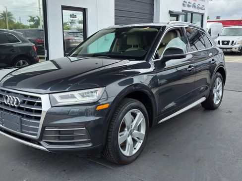 Used 2018 Audi Q5 2.0T Premium Plus w/ Premium Plus Package image 3