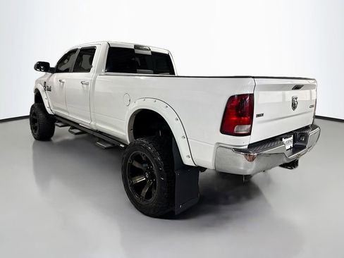 Used 2014 RAM 2500 SLT image 9