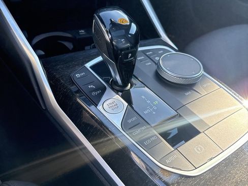 Used 2021 BMW 330i xDrive Sedan w/ Convenience Package image 15