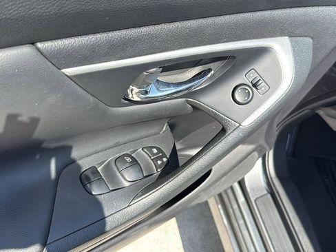 Used 2017 Nissan Altima 2.5 S w/ Power Driver Seat Package FWD image 20