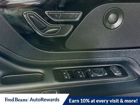 New 2025 Lincoln Aviator AWD w/ Equipment Group 101A image 18