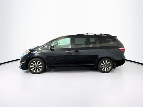 Used 2018 Toyota Sienna XLE Premium w/ Outdoor Package AWD/4WD image 3
