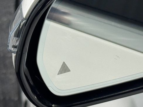 Used 2019 Mercedes-Benz E 450 4MATIC Sedan image 8