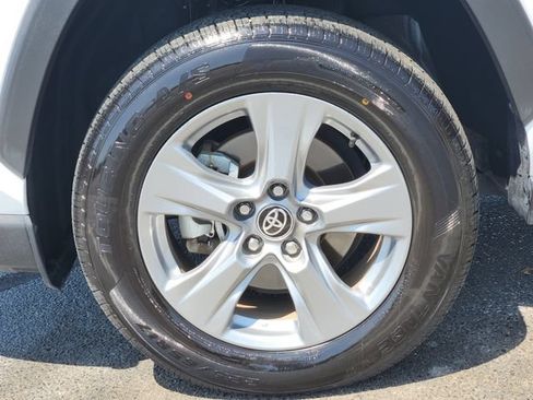Certified 2025 Toyota RAV4 XLE AWD/4WD image 8