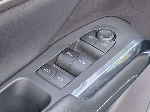 Certified 2025 Chevrolet Traverse LT image 21