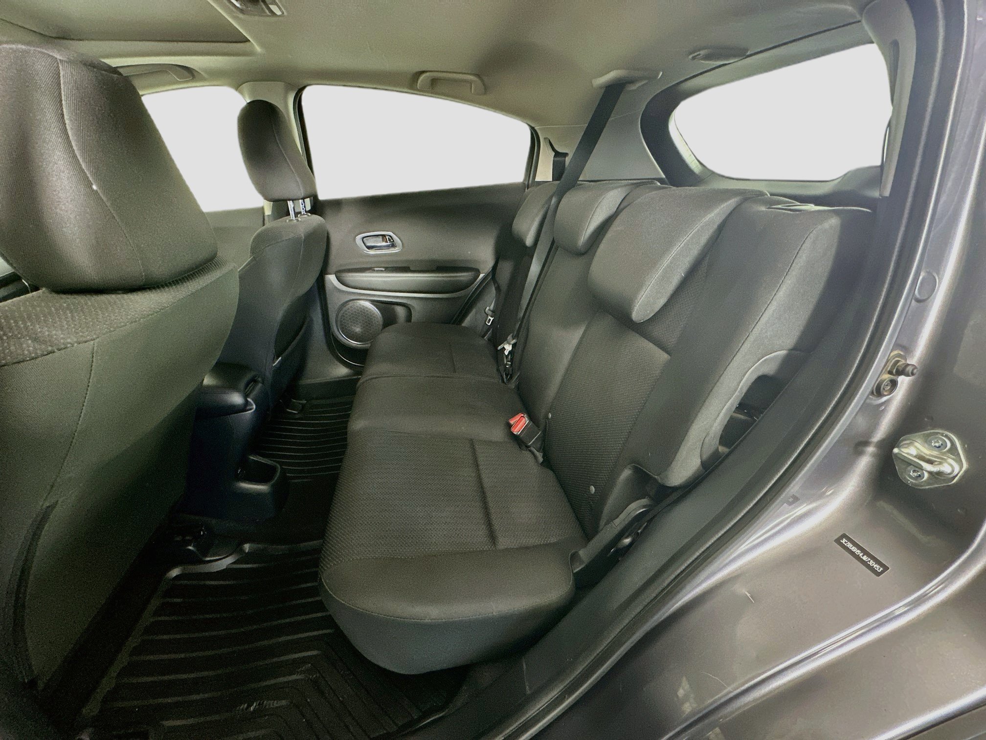 Used 2018 Honda HR-V EX image 28