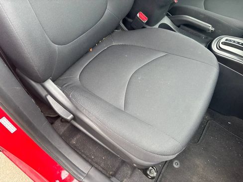 Used 2010 Kia Soul + w/ Audio Pkg FWD image 24