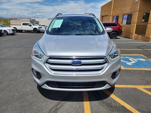 Used 2017 Ford Escape SE w/ Equipment Group 201A AWD/4WD image 8