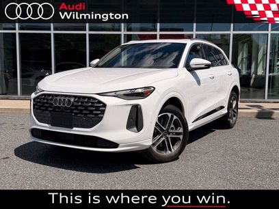 Used 2025 Audi Q5 Premium w/ Convenience Package