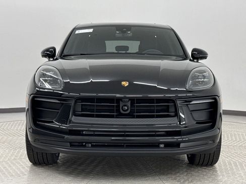 New 2025 Porsche Macan image 6