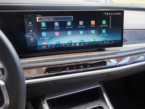 Certified 2023 BMW 760i xDrive w/ Executive Package AWD/4WD image 21