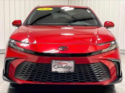 Used 2026 Toyota Camry SE w/ Convenience Package FWD image 2