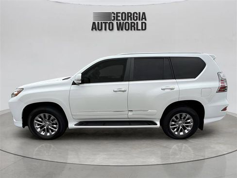 Used 2015 Lexus GX 460 image 2