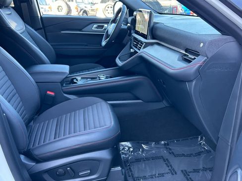 New 2026 Ford Explorer ST-Line w/ ST-Line Street Pack image 21