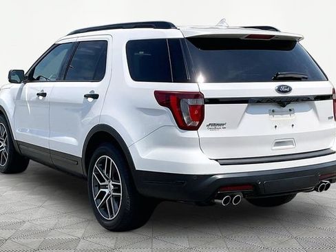 Used 2018 Ford Explorer Sport AWD/4WD image 4